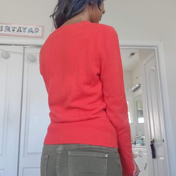 simple bright orange round neck sweater - Picture 2 of 4